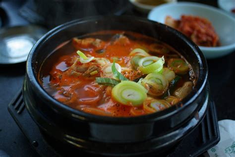 제주은희네해장국: 바다의 신선함과 전통의 맛