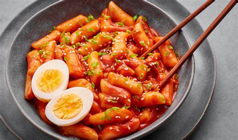 남동공단 떡볶이: 한국의 길거리 음식 문화와 현대 사회의 교차점